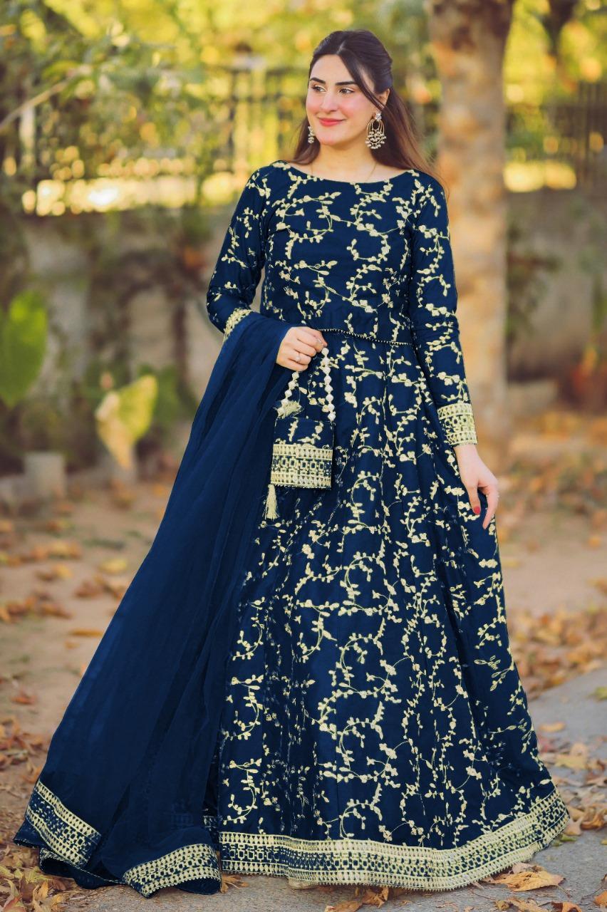4 Pcs Women's Stitched Silk Embroidered Lehenga Choli